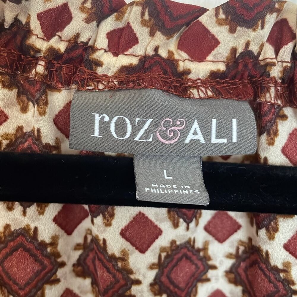 Roz & Ali Womens Blouse Large Geometric Diamond Red Cream 3/4 Length Sleeve - Picture 4 of 9